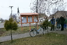 Tri praseta (bajka za odrasle) Tri praseta (bajka za odrasle)